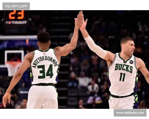 NBA最新动态:球员交易风暴来袭,球队布局大调整,赛季前景扑朔迷离 NBA最新动态:球员交易风暴来袭,球队布局大调整,赛季前景扑朔迷离